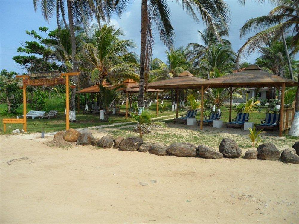 Paraiso Beach Hotel Brig Bay Exterior foto